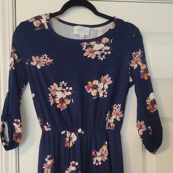 French Grey Navy Floral Top - Picture 3 of 4